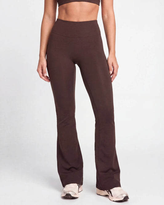 Celeste Invisible Scrunch Flare Leggings