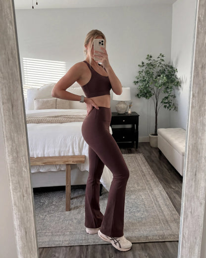 Celeste Invisible Scrunch Flare Leggings